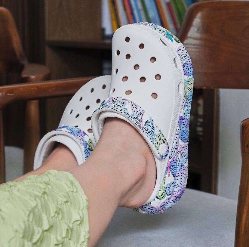 Жіночі Crocs Crush Clog White/Multi Butterfly — фото 10