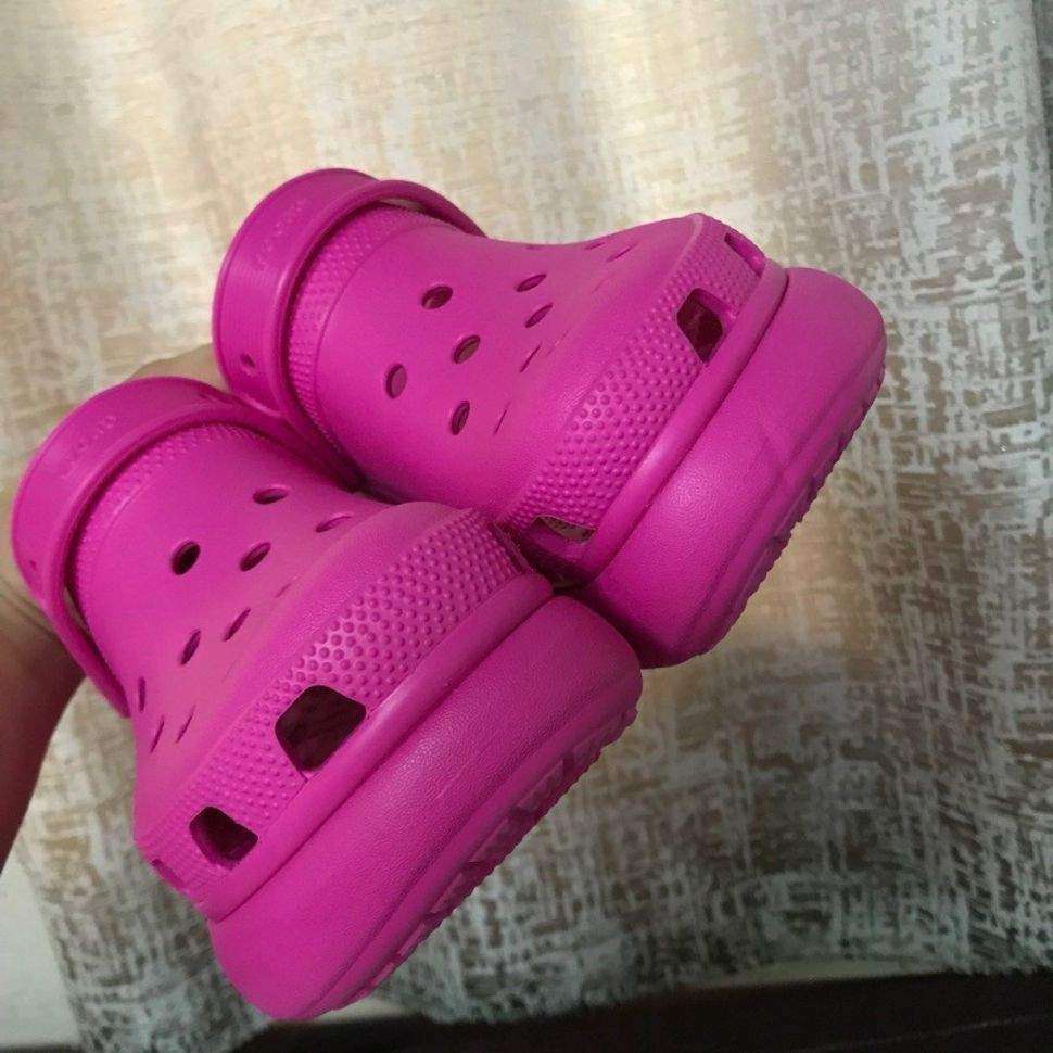 Жіночі Crocs Classic Crush Clog Juice — фото 9