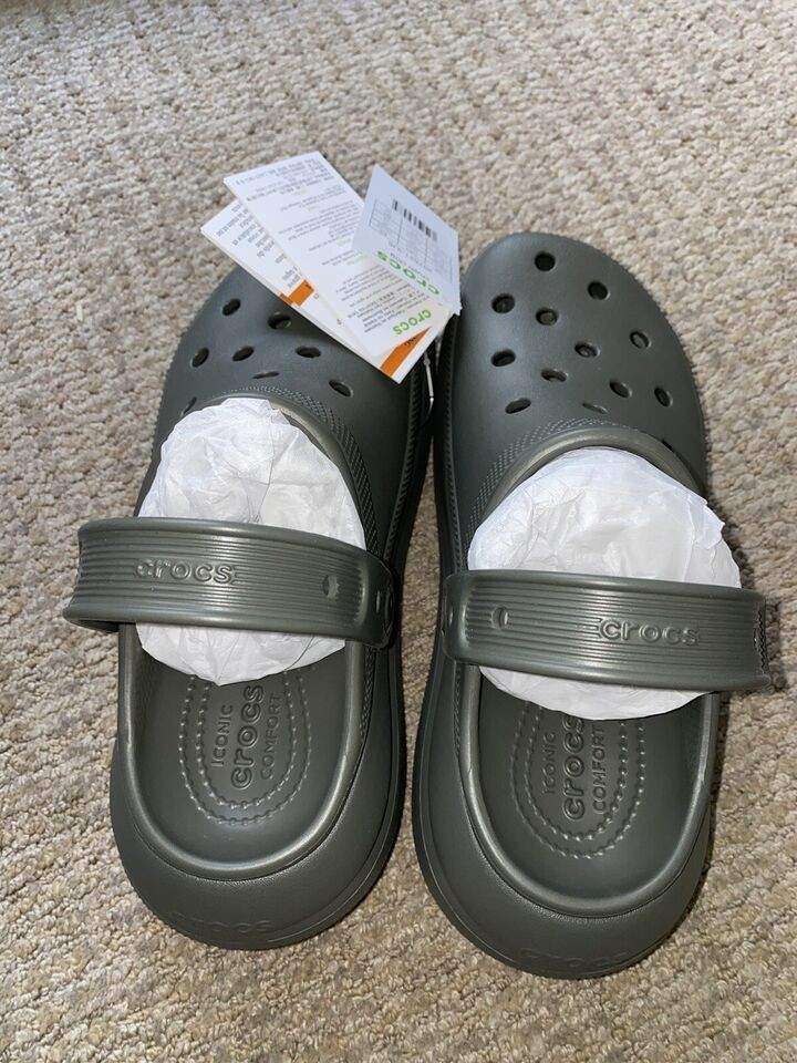 Жіночі Crocs Classic Crush Clog Dusty Olive — фото 10