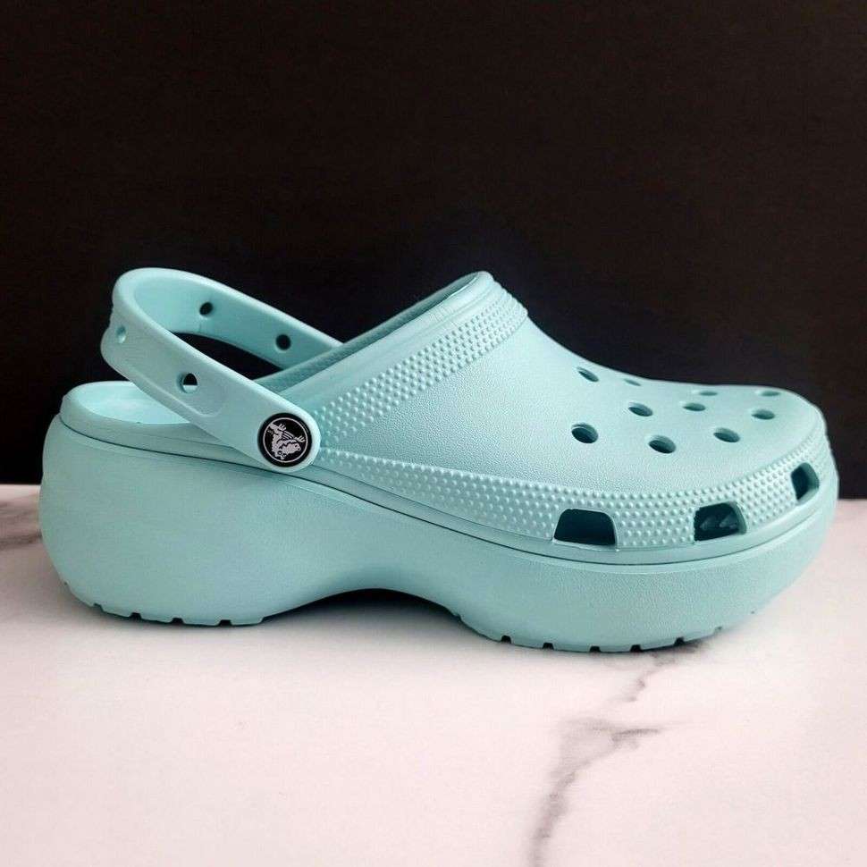 Жіночі Crocs Women´s Classic Platform Clog Pure Water — фото 2