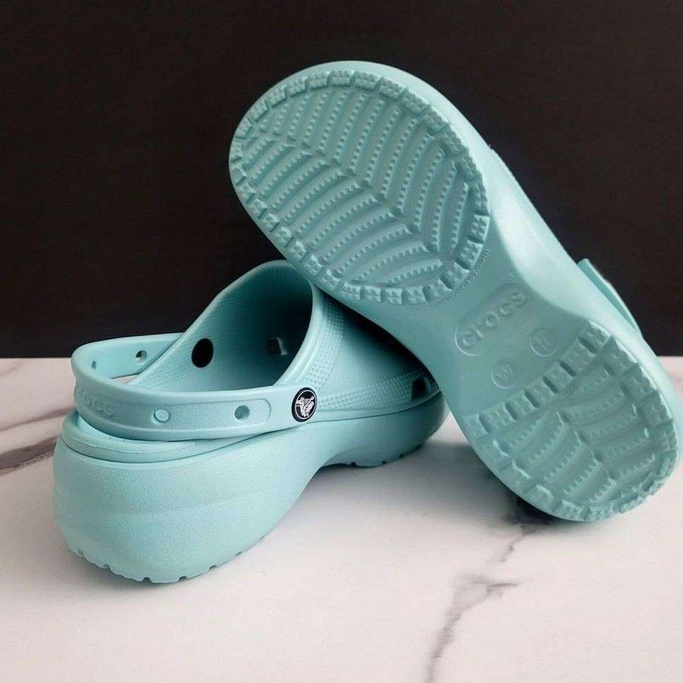 Жіночі Crocs Women´s Classic Platform Clog Pure Water — фото 6
