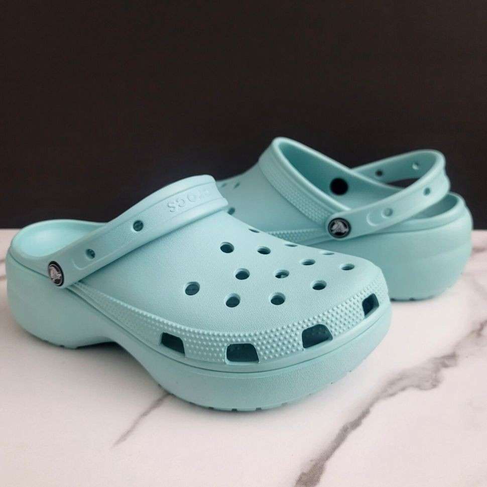 Жіночі Crocs Women´s Classic Platform Clog Pure Water — фото 8