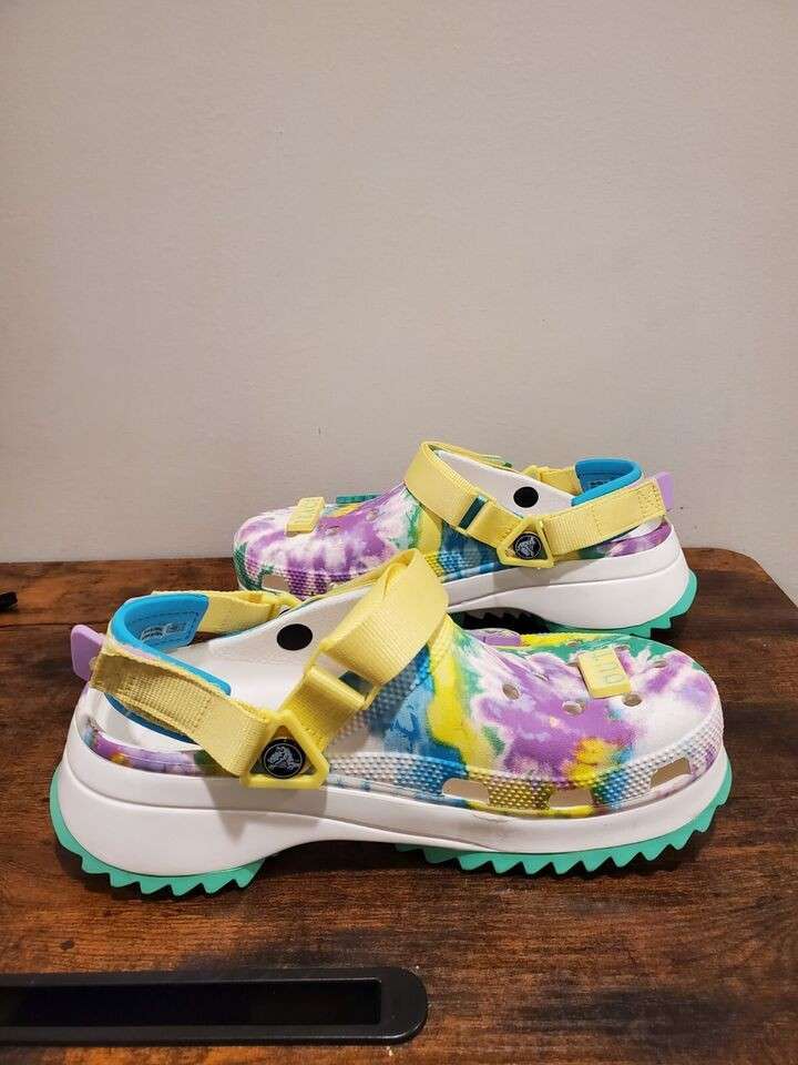 Жіночі Crocs Classic Hiker Peace Out Clog Green — фото 11