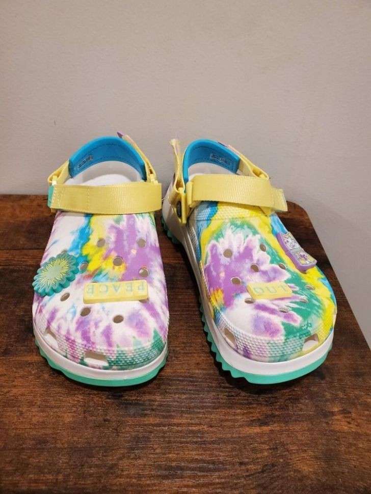 Жіночі Crocs Classic Hiker Peace Out Clog Green — фото 10