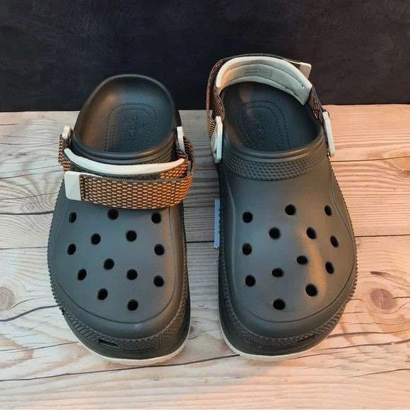 Жіночі Crocs Classic Hiker Clog Dusty Olive — фото 10