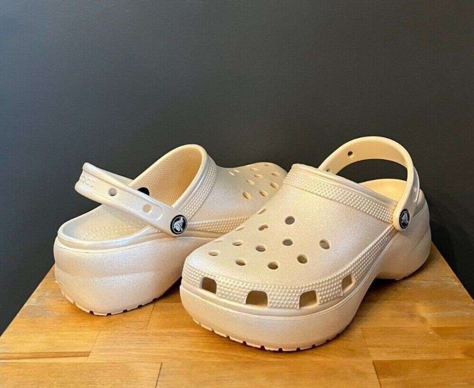 Жіночі Crocs Classic Platform Shimmer Clog Vanilla — фото 3