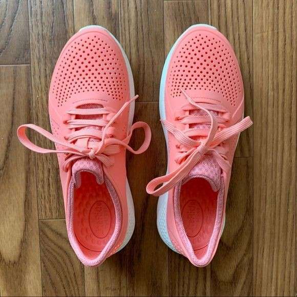 Жіночі кросівки Пейсер Рожеві Crocs Literide Pacer fresco — фото 15
