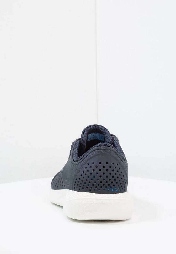 Жіночі кросівки Crocs LiteRide Pacer Navy/White — фото 6
