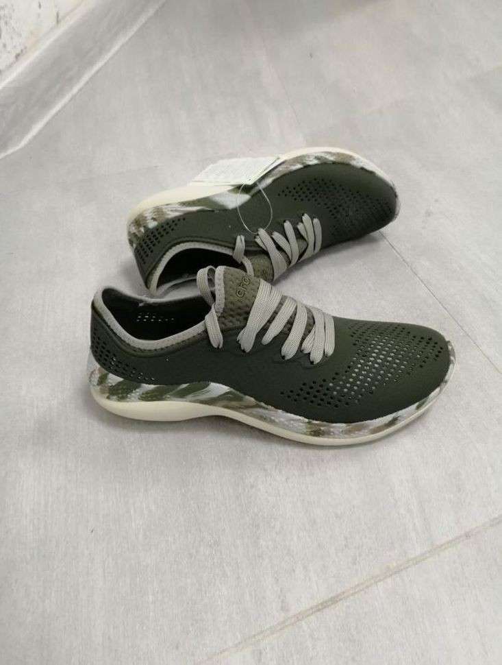 Чоловічі кросівки Crocs Literide 360 Marbled Pacer Army Green\Multi — фото 2