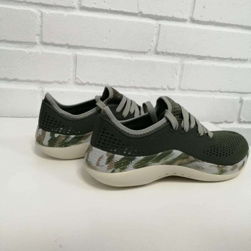 Чоловічі кросівки Crocs Literide 360 Marbled Pacer Army Green\Multi — фото 3