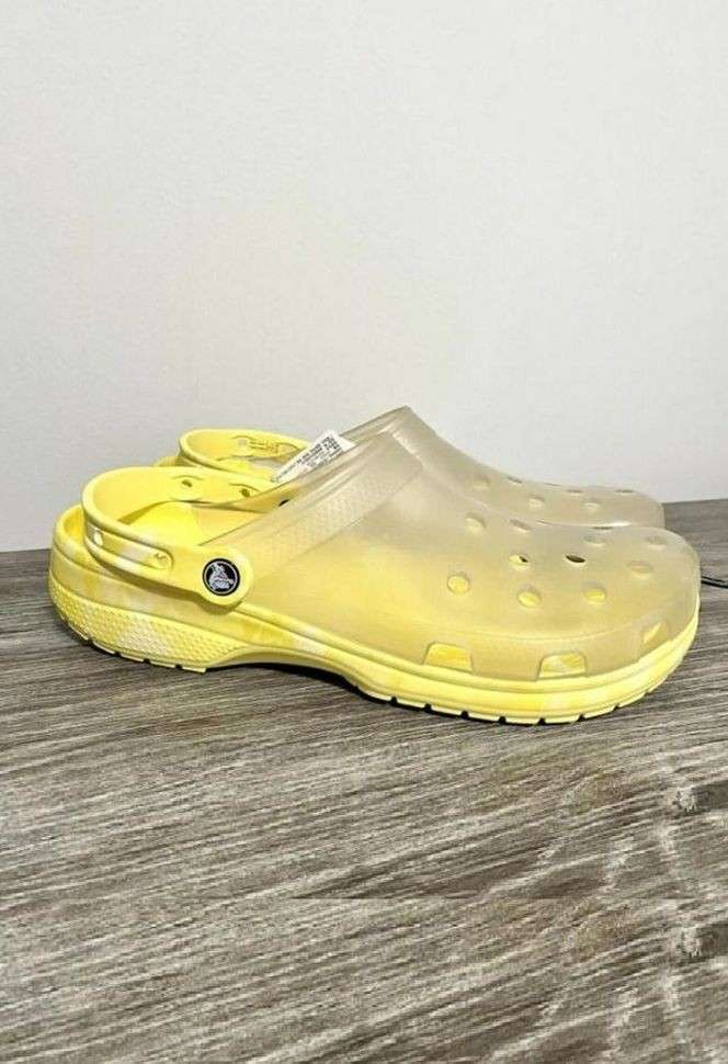 Crocs Classic Translucent Bleach Dye Clog Banana — фото 2
