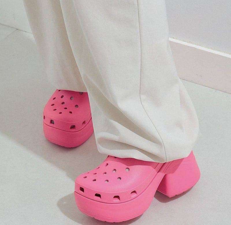 Жіночі Crocs Siren Clog Hyper Pink — фото 11
