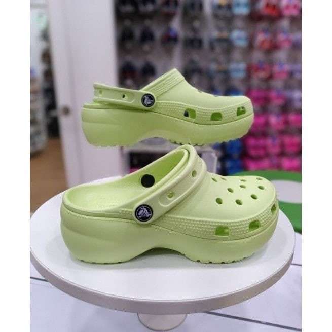 Жіночі Crocs Women´s Classic Platform Clog Celery — фото 2