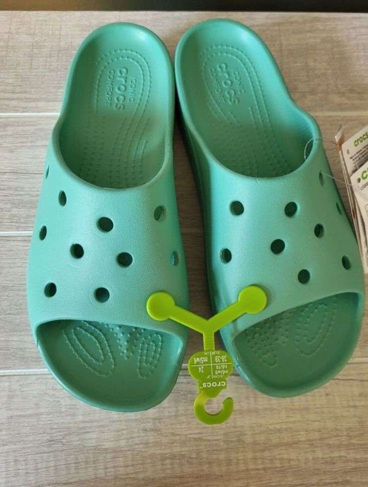 Жіночі шльопанці Crocs Classic Platform Slide Jade Stone — фото 3