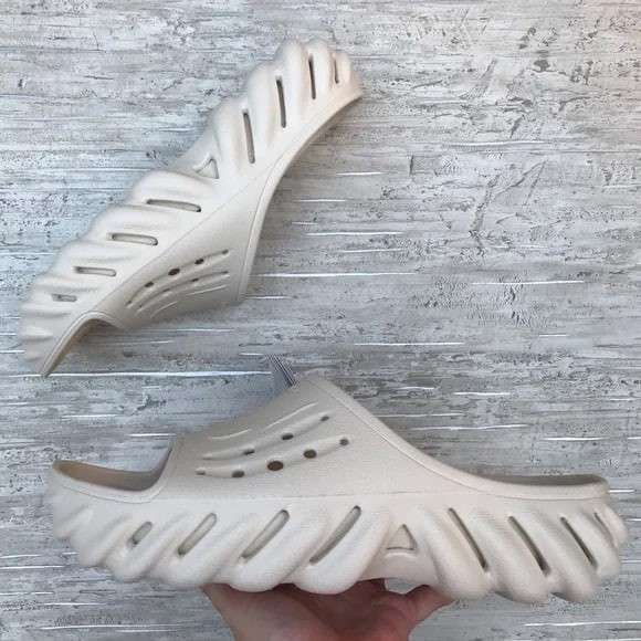Чоловічі Crocs Шльопанці Єхо Бежеві Echo Slide Stucco — фото 14