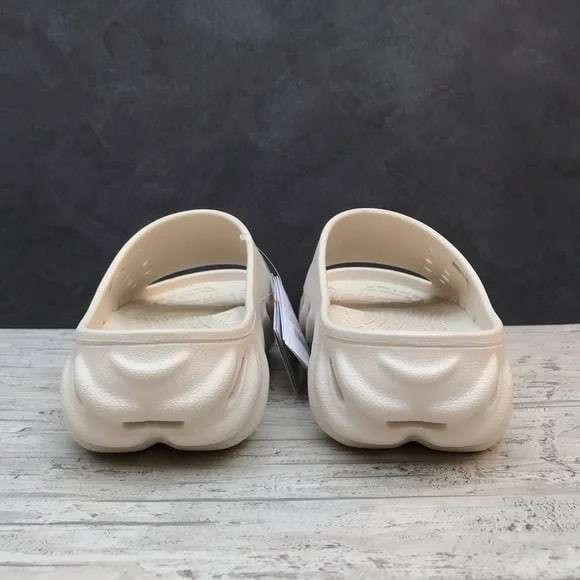 Чоловічі Crocs Шльопанці Єхо Бежеві Echo Slide Stucco — фото 6