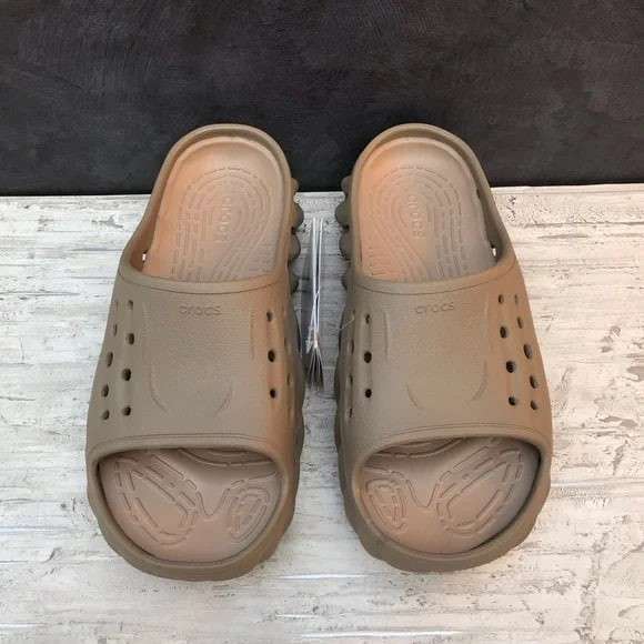 Чоловічі шльопанці Crocs Echo Slide Tumbleweed — фото 8