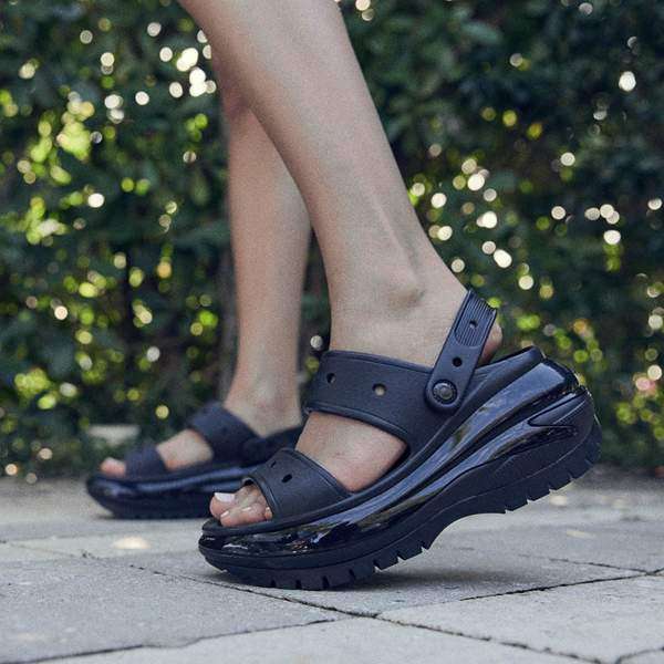 Жіночі Сандалі Crocs Mega Crush Sandal Black — фото 3