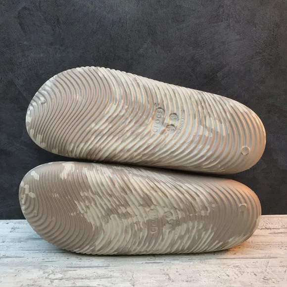 Чоловічі шльопанці Crocs Mellow Marbled Slide Mushroom/Cobblestone — фото 6