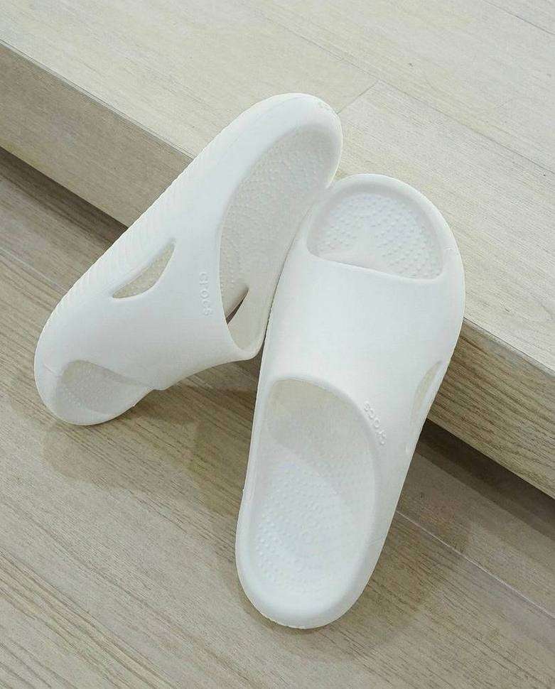 Жіночі шльопанці Crocs Mellow Recovery Slide White — фото 5