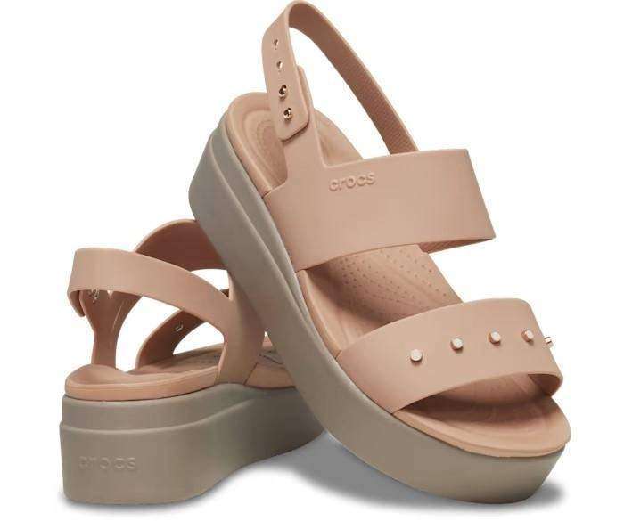 Жіночі Сіндалі Crocs Brooklyn Low Wedge Cork / Mushroom