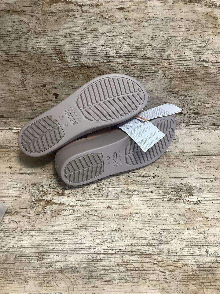 Жіночі Сіндалі Crocs Brooklyn Low Wedge Cork / Mushroom — фото 3