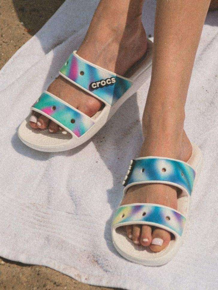 Чоловічі шльопанці Crocs Classic Solarized Sandal White / Multi — фото 12
