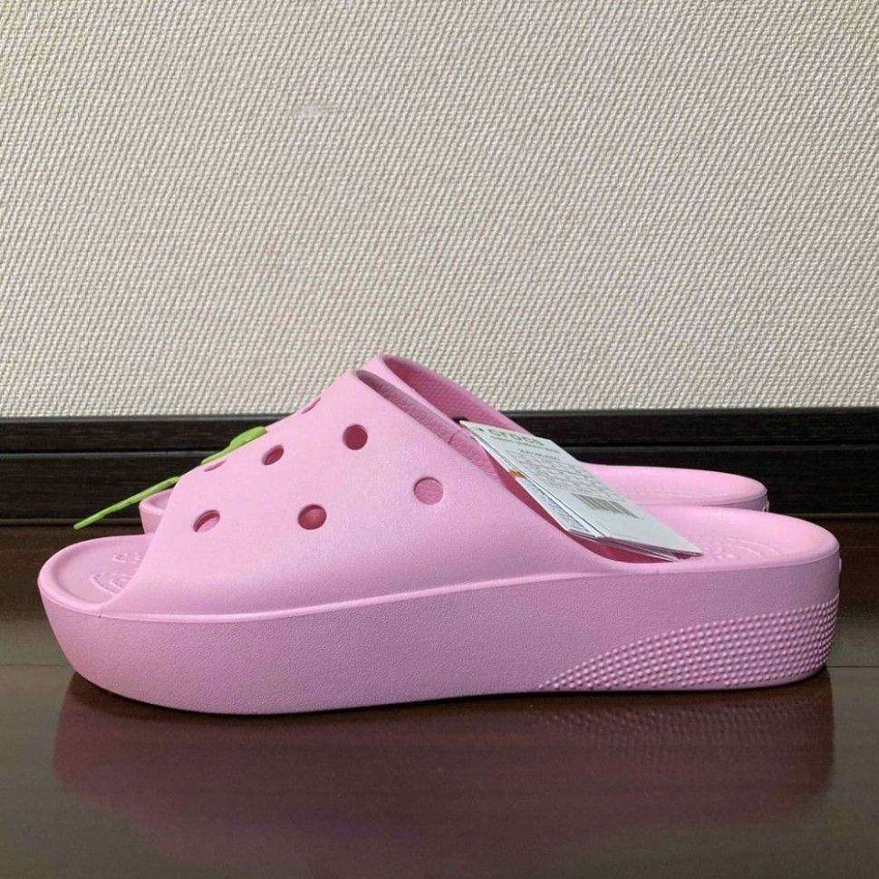 Жіночі шльопанці Crocs Classic Platform Slide Pink Flamingo — фото 4
