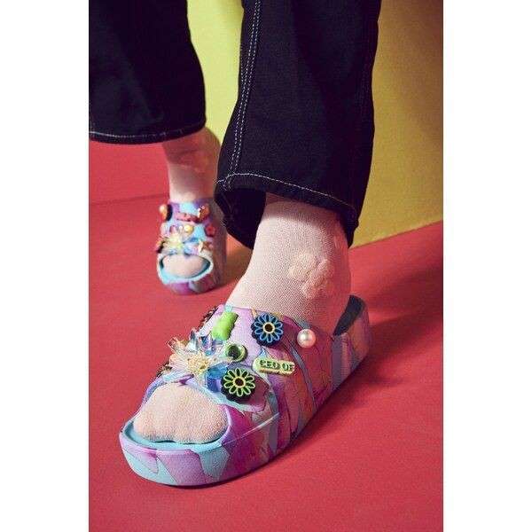 Жіночі шльопанці Crocs Classic Platform Slide Neptune/Multi — фото 7