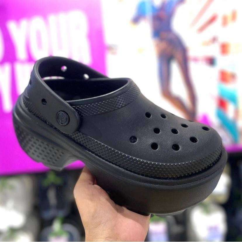 Жіночі Crocs Stomp Clog Black — фото 10