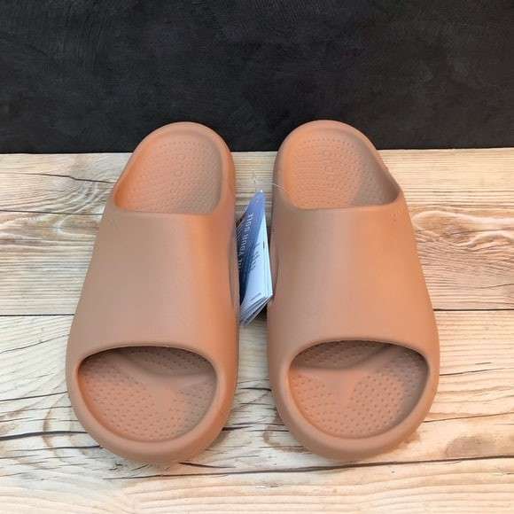Жіночі шльопанці Crocs Mellow Recovery Slide Сork — фото 9
