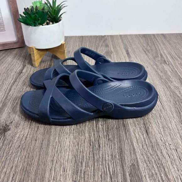 Жіночі сандалі Crocs Meleen Crossband Sandal Navy — фото 3