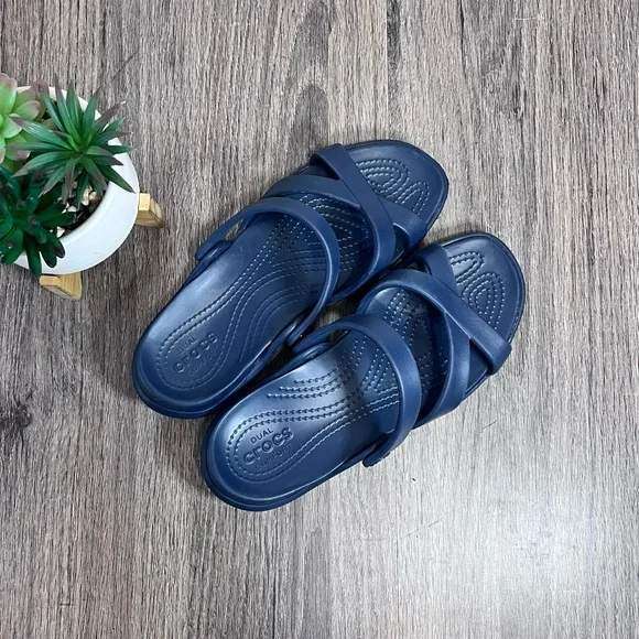 Жіночі сандалі Crocs Meleen Crossband Sandal Navy — фото 10