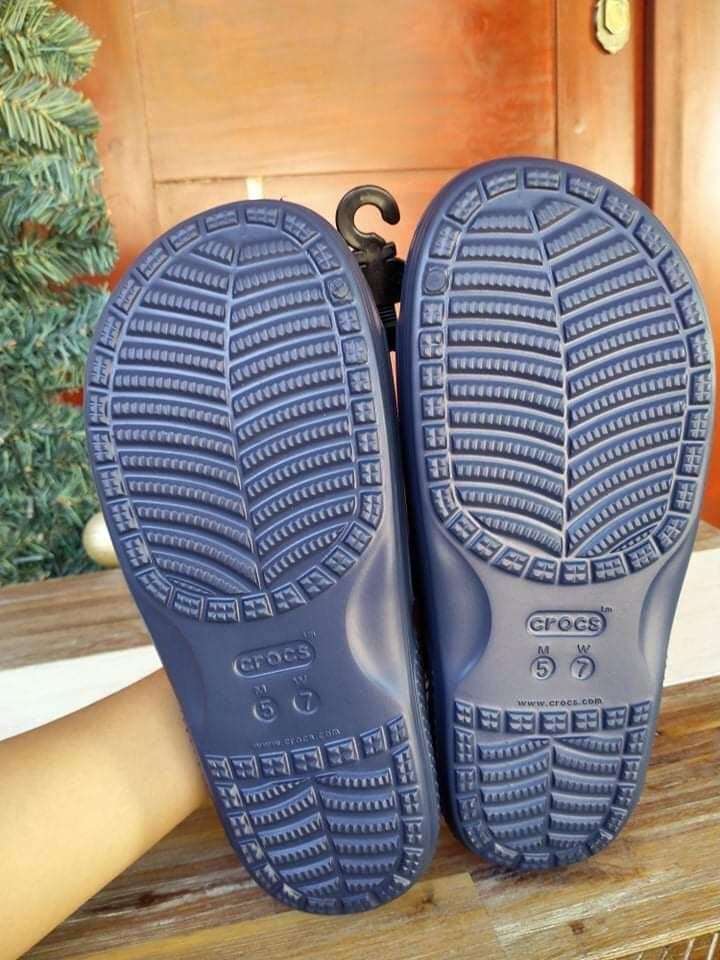 Чоловічі в'єтнамки Crocs Classic Slide Blue Navy — фото 3