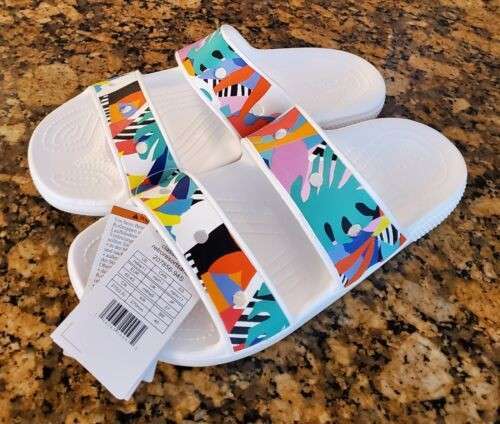 Чоловічі шльопанці Crocs Classic Retro Resort Sandal Wooden White multi — фото 2