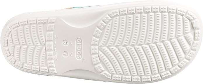 Чоловічі шльопанці Crocs Classic Retro Resort Sandal Wooden White multi — фото 12