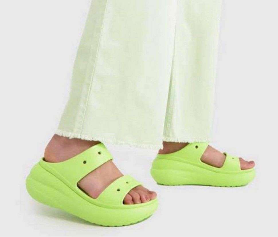 Жіночі шльопанці Crocs Crush Sandal Limeade — фото 3