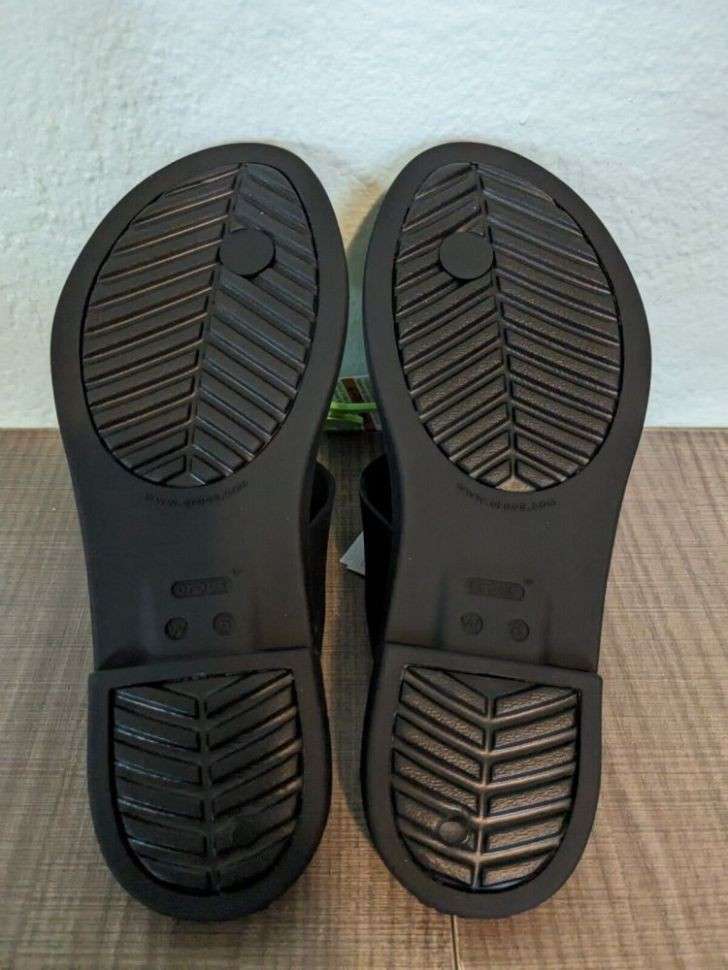 Жіночі в'єтнамки Crocs Tulum Flip Black/Black. — фото 2