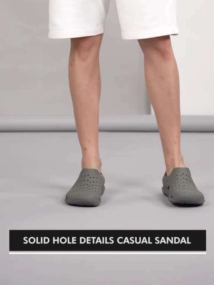 Чоловічі сандалі Crocs Men's Swiftwater Wave Sandal Flat Grey — фото 3