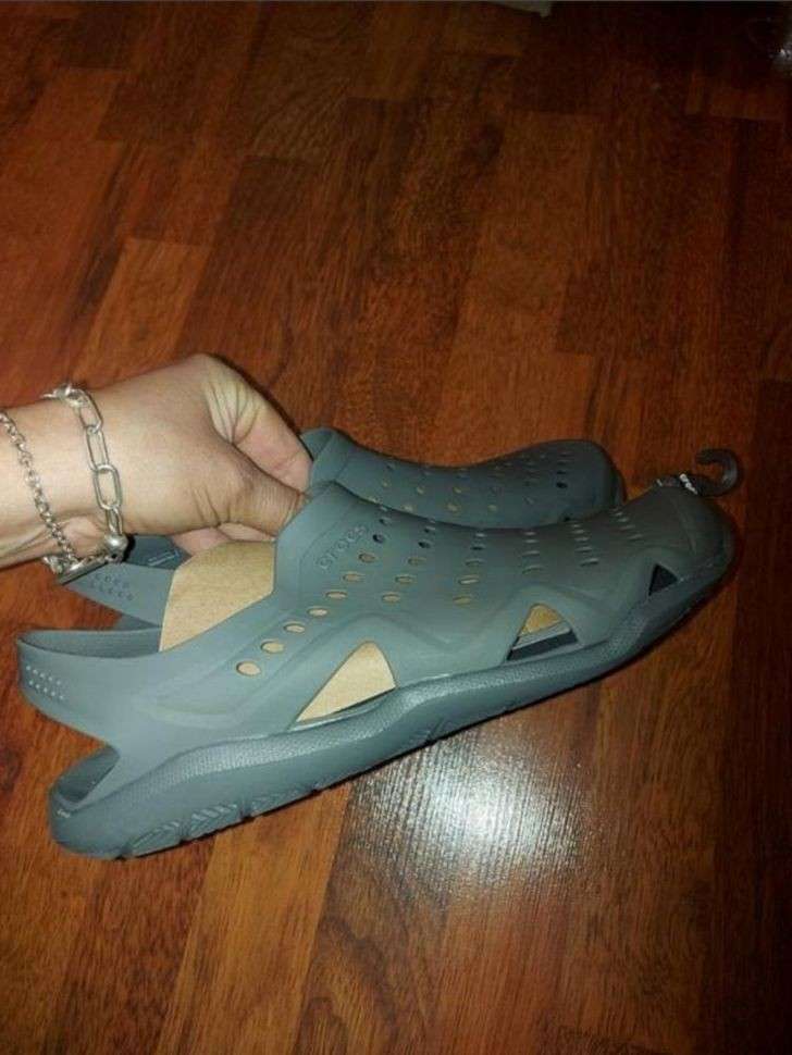 Чоловічі сандалі Crocs Men's Swiftwater Wave Sandal Flat Grey — фото 5