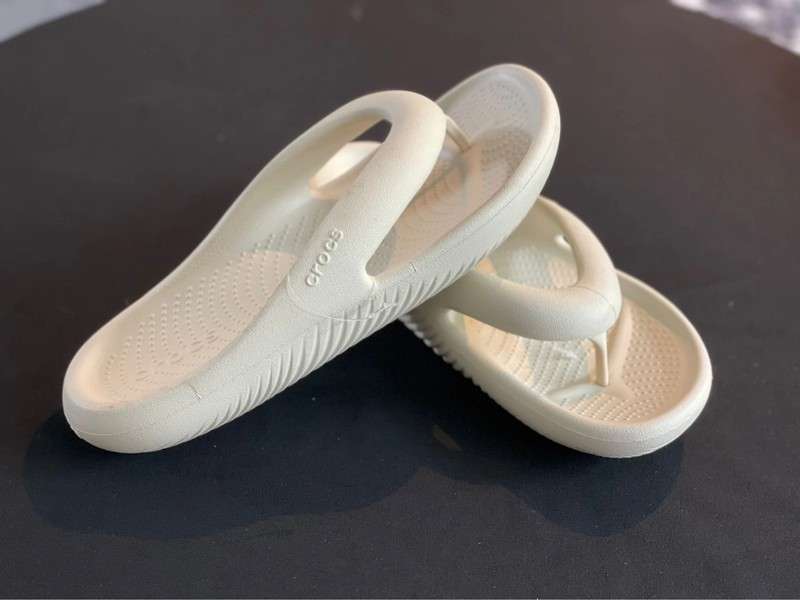 В'єтнамки Crocs Mellow Flip Bone — фото 8