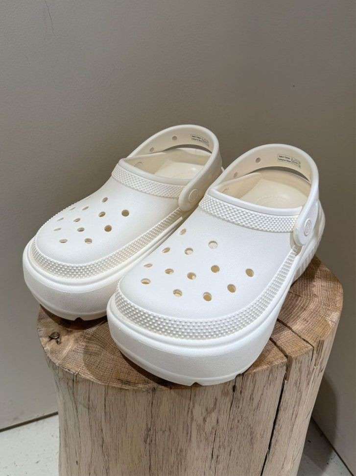 Жіночі Crocs Stomp Clog White — фото 7