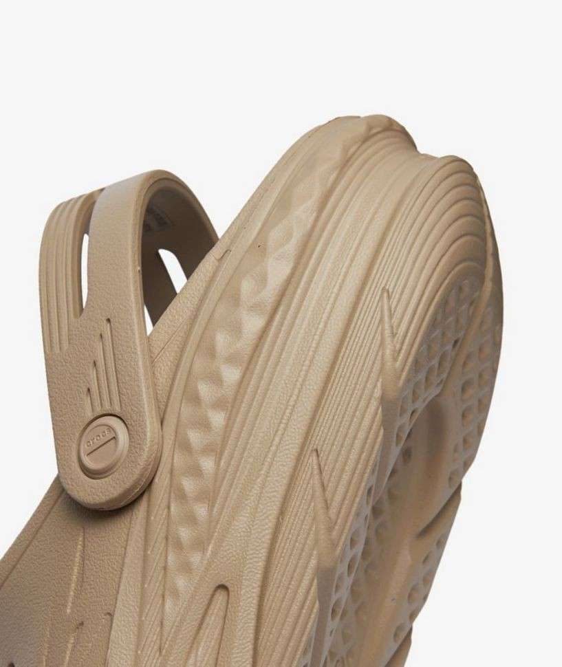 Чоловічі Crocs Off Grid Clog Espresso — фото 6