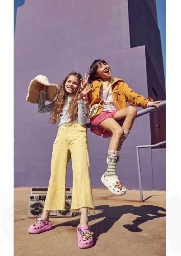 Дитячі Crocs для дівчинки Classic Clog Kids Crush Taffy Pink — фото 10