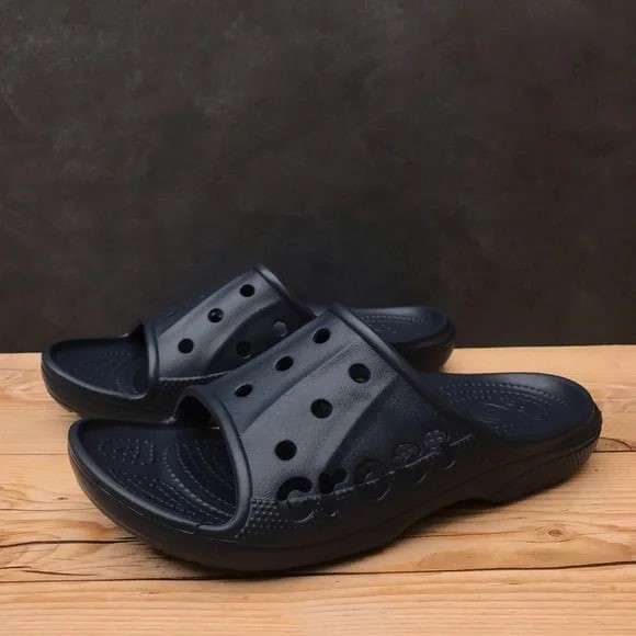 Чоловічі шльопанці Crocs Baya Navy Slide — фото 10