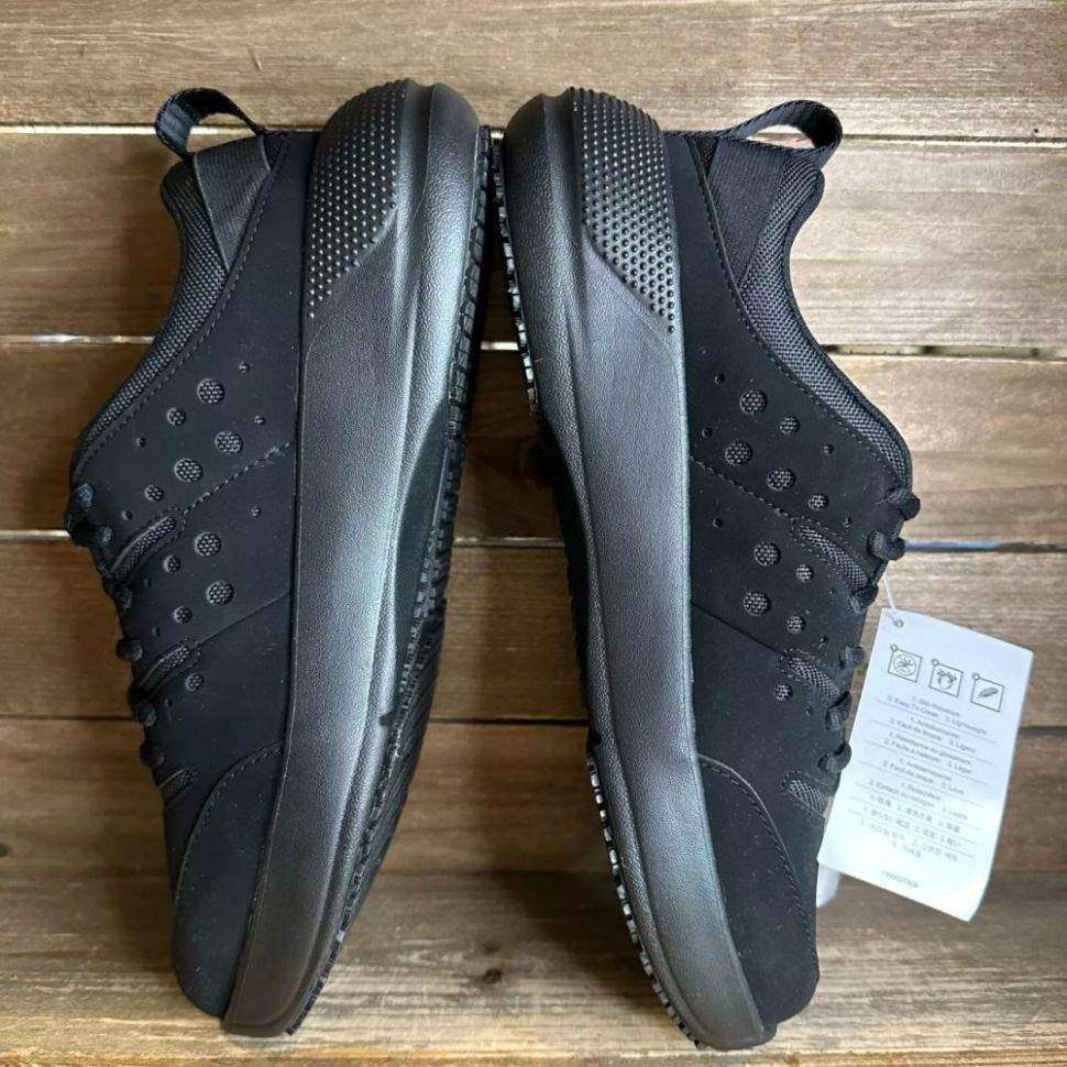 Чоловічі кросівки Crocs On The Clock Black Comfort Work Sneakers Shoes — фото 5