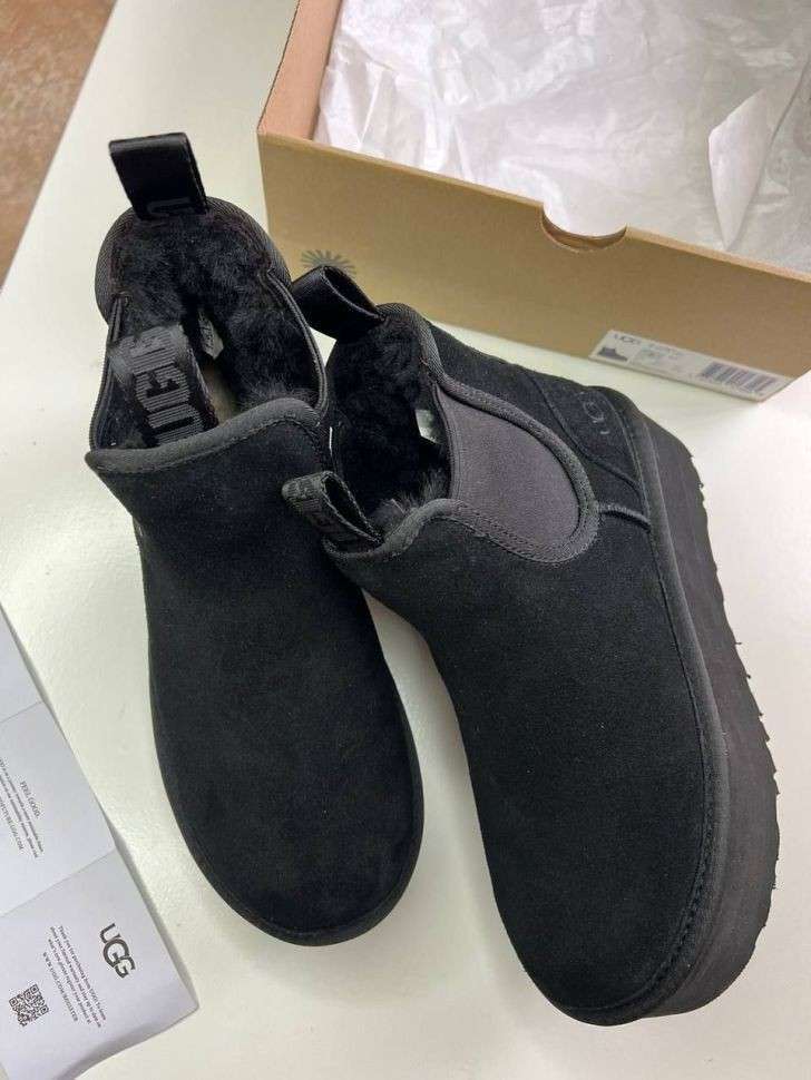 Жіночі UGG Платформа Ньюмел Чоботи Чорні Замша з Пасками Neumel Chelsea Black Platform — фото 7