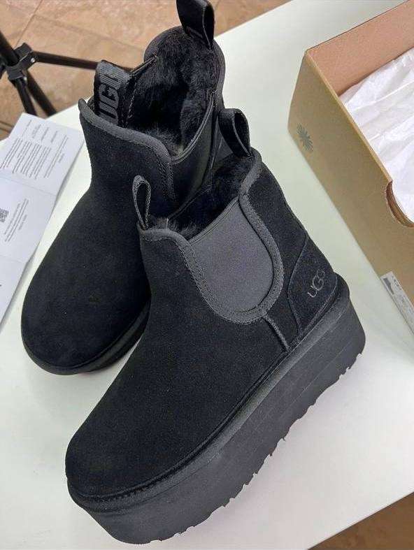 Жіночі UGG Платформа Ньюмел Чоботи Чорні Замша з Пасками Neumel Chelsea Black Platform — фото 10