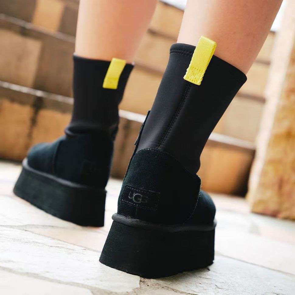 Жіночі UGG Платформа Діппер Чорні Classic Dipper black Boots — фото 3
