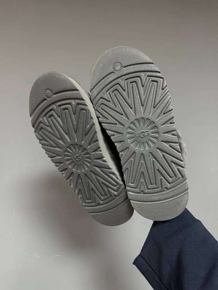 Жіночі UGG Шьопанці Платформа Сірі Замша Disquette Black Platform Slippers Charcoal — фото 11